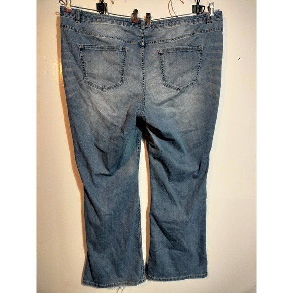 Lane Bryant boot cut light blue jeans woman plus size 24 - Picture 2 of 6